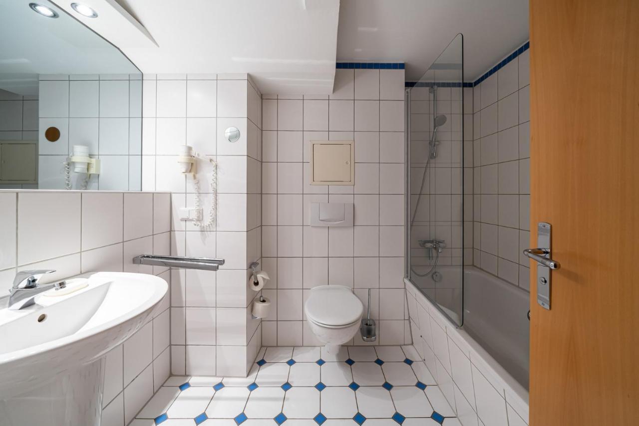 Ferienwohnung Haus Sonnenschein Göhren Goehren  Exterior foto